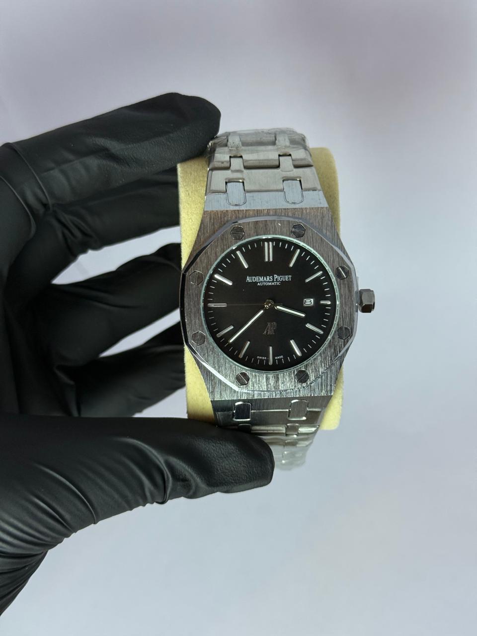 Audemars Piguet(AP) Black Dial