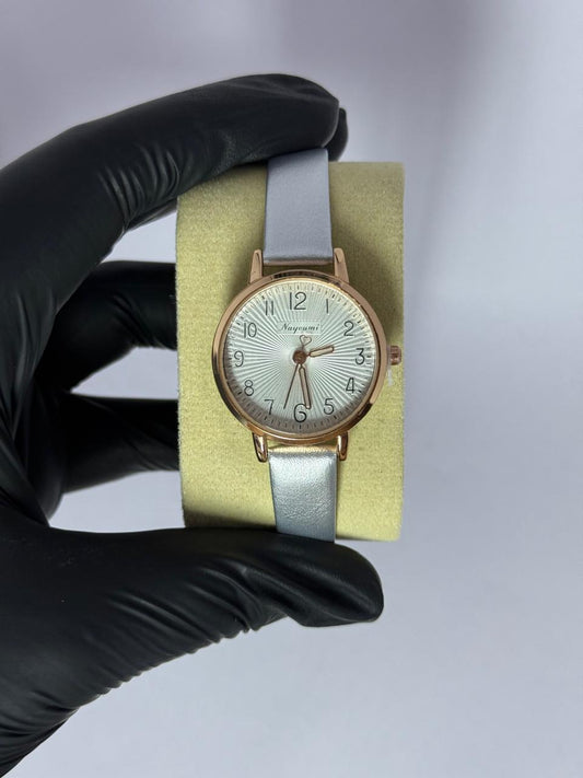 Girls watches Retro small leather Digital watch