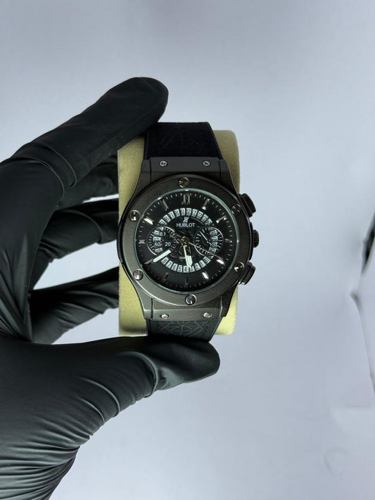 Hublot black hologram leather strap watch